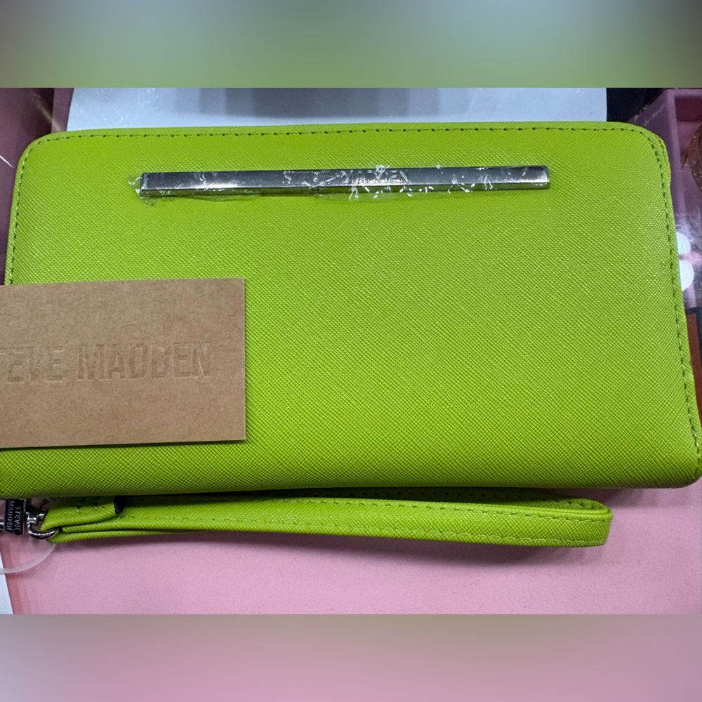 Green Steve Madden wallet